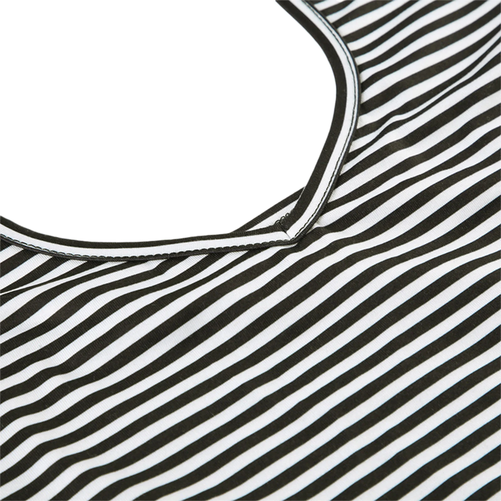 Женские летние наряды из двух предметов, топы с открытой спиной и лямкой на шее в полоску и эластичные шорты, клубная уличная модная одежда 
Женские летние наряды из двух предметов, топы с открытой спиной и лямкой на шее в полоску и эластичные шорты, клубная уличная модная одежда