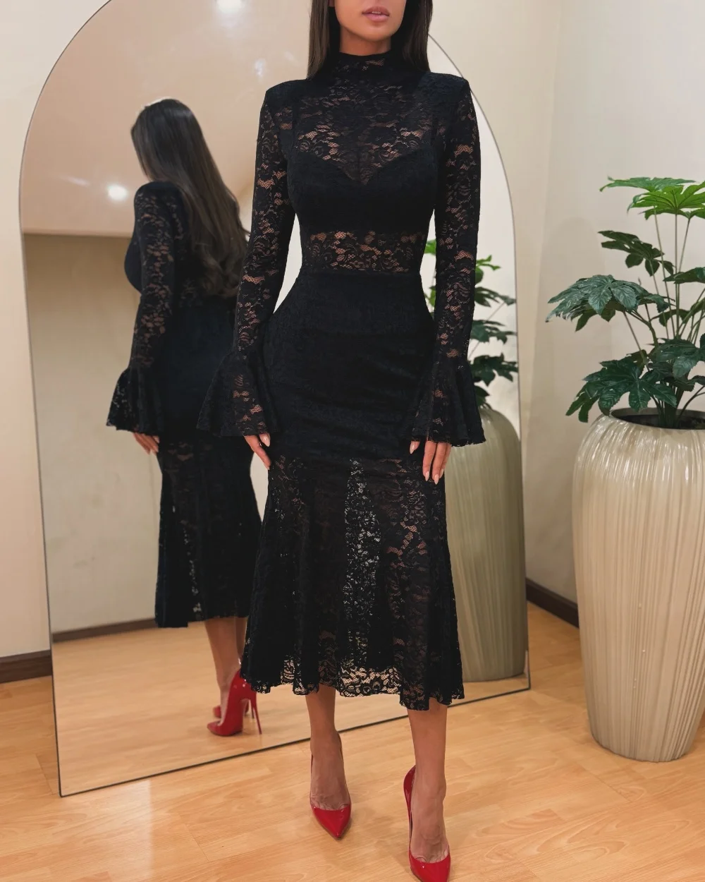 Customized High Quality Sexy Black Lace Pleat Ruched Mermaid High Collar Ankle Length Evening Dresses For Birthday Party Retro
Customized High Quality Sexy Black Lace Pleat Ruched Mermaid High Collar Ankle Length Evening Dresses For Birthday Party Retro