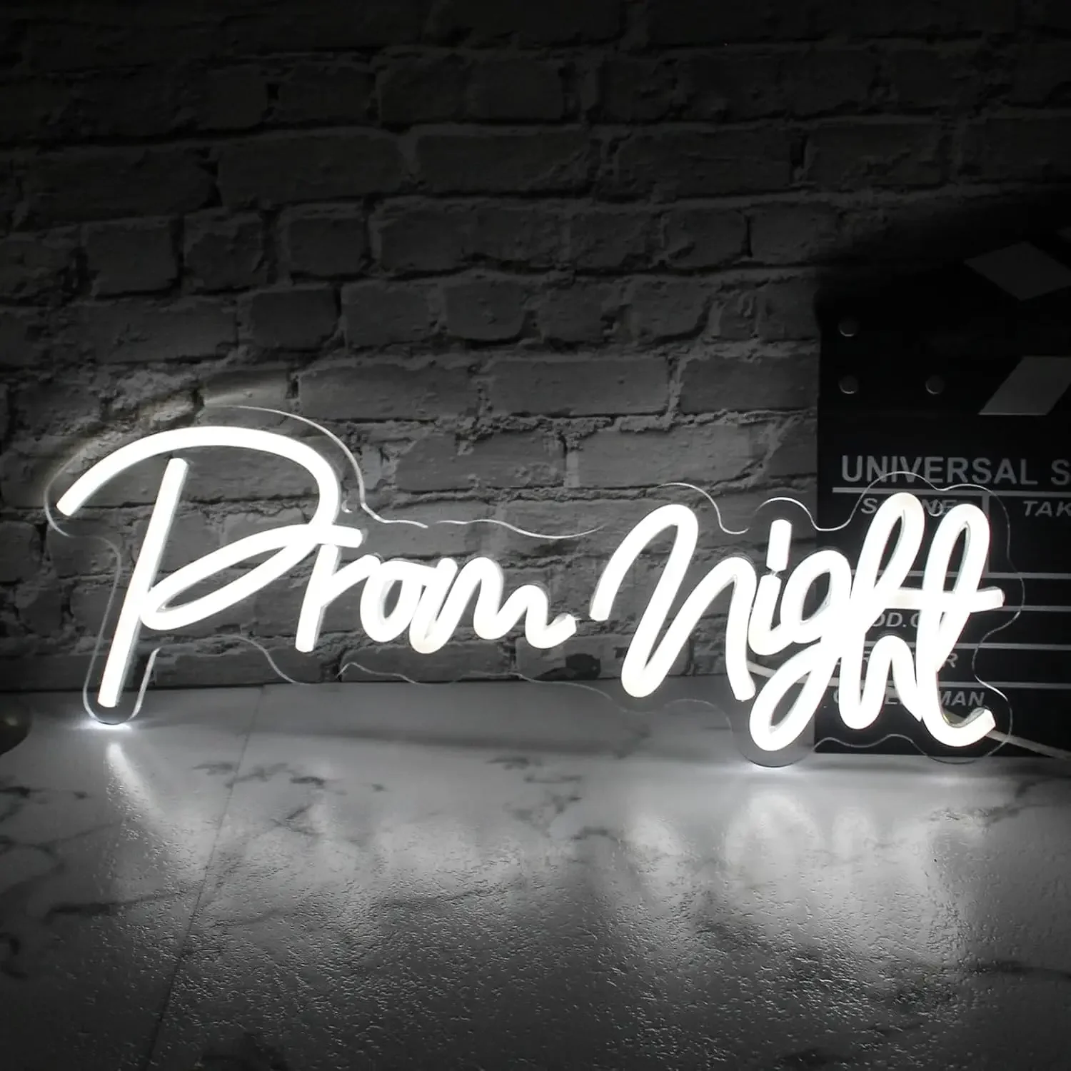Prom Night Neon Sign USB Powered LED Neon Sign Class Of 2026 Congrats Grad Party Decorations Gift Art Wall Lights
Prom Night Neon Sign USB Powered LED Neon Sign Class Of 2026 Congrats Grad Party Decorations Gift Art Wall Lights