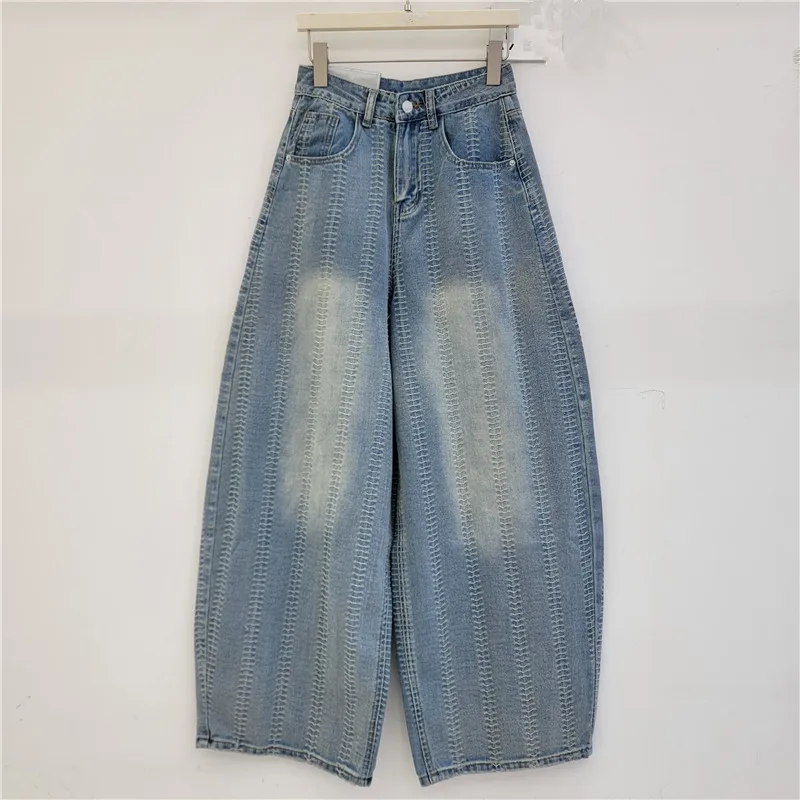Женские джинсовые брюки-бананы Jacquard Washed Draped Casual с высокой талией, свободного кроя, прямые, весенняя новинка
Женские джинсовые брюки-бананы Jacquard Washed Draped Casual с высокой талией, свободного кроя, прямые, весенняя новинка
