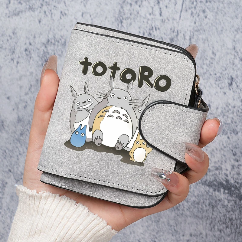 Totoro Short Wallet Women Folding Wallets Female Card Bag Anime Cartoon Money Bag Cute Coin Purse Portable Credit Card Holder
Totoro Short Wallet Women Folding Wallets Female Card Bag Anime Cartoon Money Bag Cute Coin Purse Portable Credit Card Holder