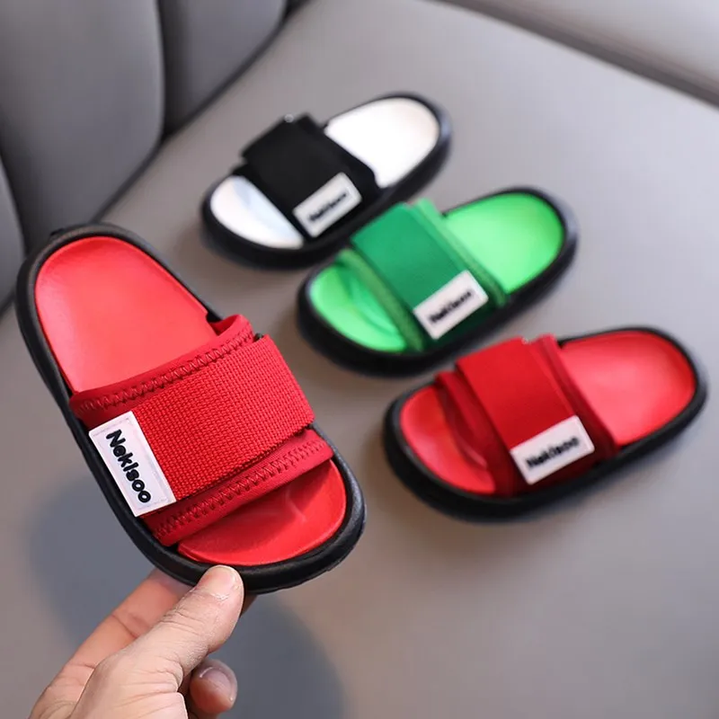 Summer Children's Slippers Solid Color Comfortable Boys SlippersNon-Slip Home Bathroom Shoes Beach Boys Soft Slippers
Summer Children's Slippers Solid Color Comfortable Boys SlippersNon-Slip Home Bathroom Shoes Beach Boys Soft Slippers