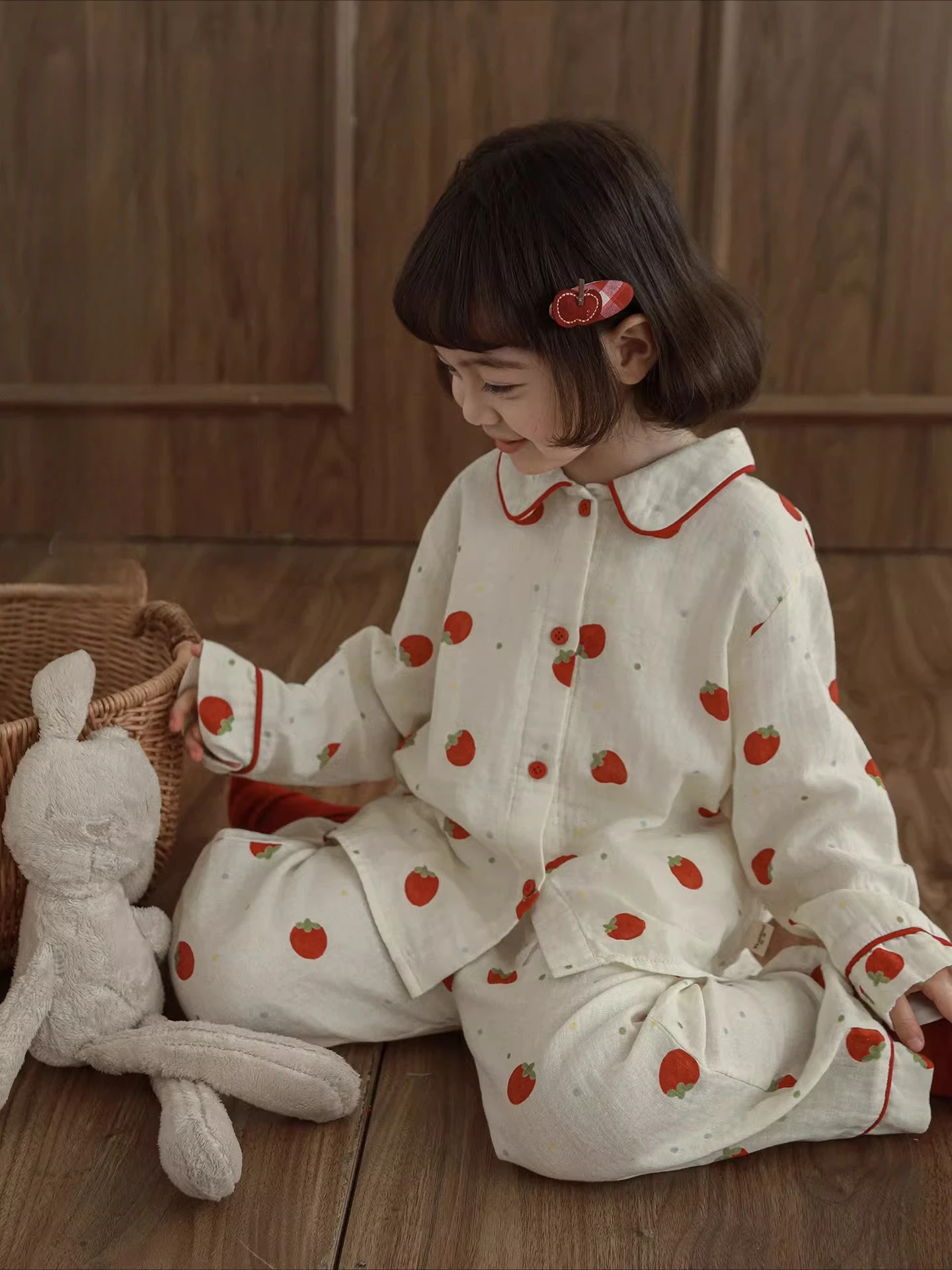 2026 Spring Girls Cartoon Sleep Set Pure Cotton Breathable Kids Moonlit Comfort Magic 3-12Y
2026 Spring Girls Cartoon Sleep Set Pure Cotton Breathable Kids Moonlit Comfort Magic 3-12Y
