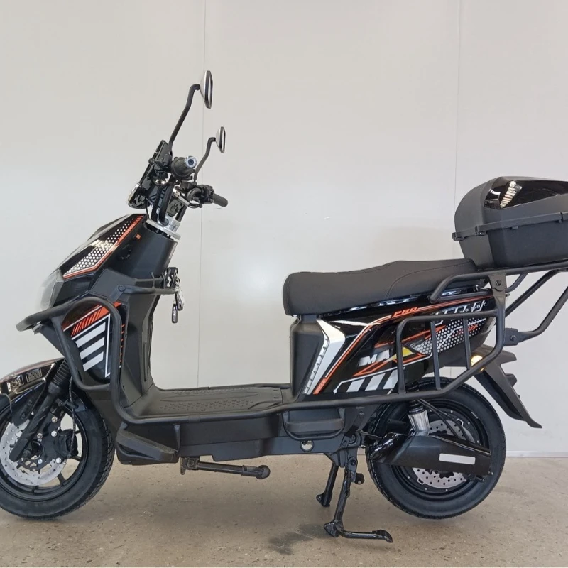 Electric motorcycle adult male and female long battery life battery car leisure passenger
Electric motorcycle adult male and female long battery life battery car leisure passenger