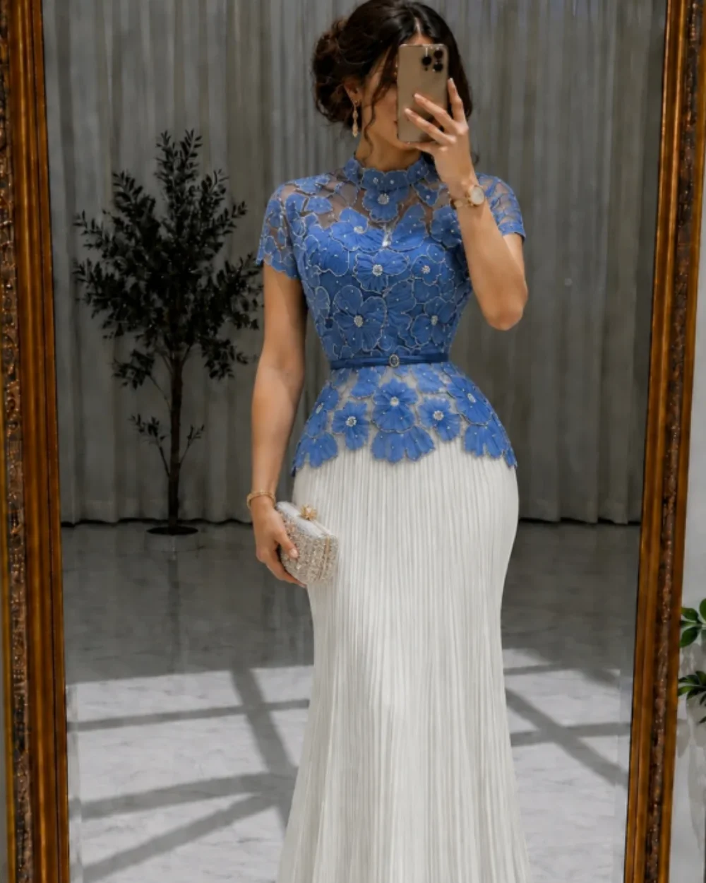 Customized Classic Women Chiffon Handmade Flower Rhinestone Straight Evening Dresses Formal High Collar Short Sleeves Party Gown
Customized Classic Women Chiffon Handmade Flower Rhinestone Straight Evening Dresses Formal High Collar Short Sleeves Party Gown