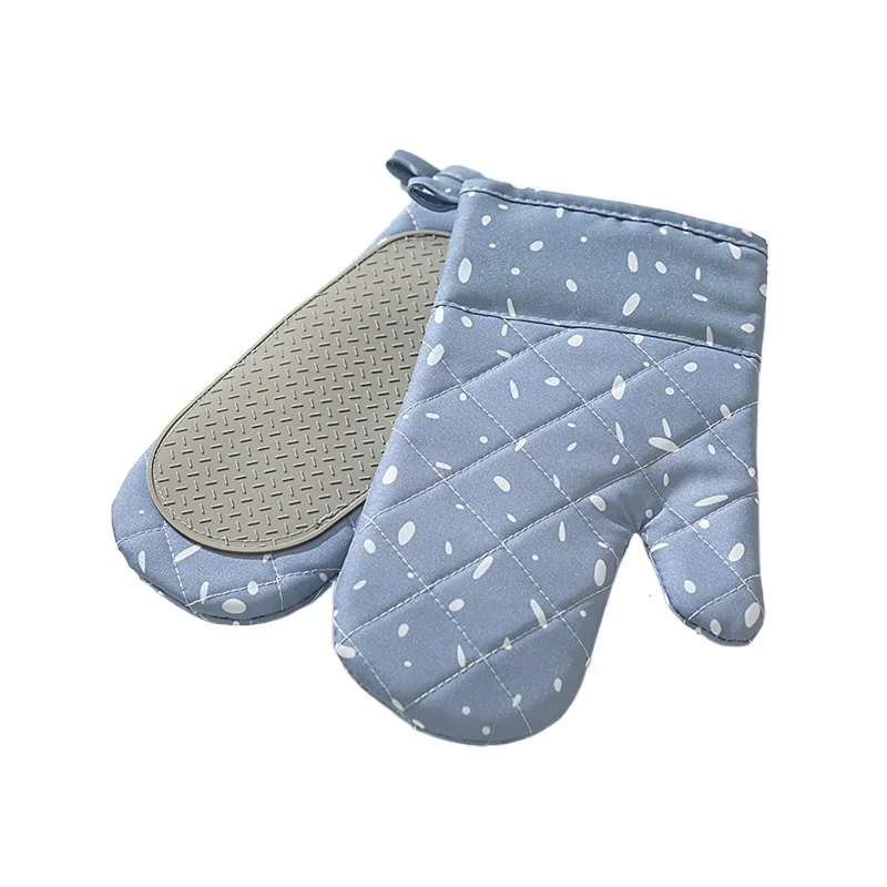 *Thick Insulated Gloves, Clay Pot Heat-resistant Gloves, Non Hot Hands, High Temperature Resistant For Kitchen Baking
*Thick Insulated Gloves, Clay Pot Heat-resistant Gloves, Non Hot Hands, High Temperature Resistant For Kitchen Baking