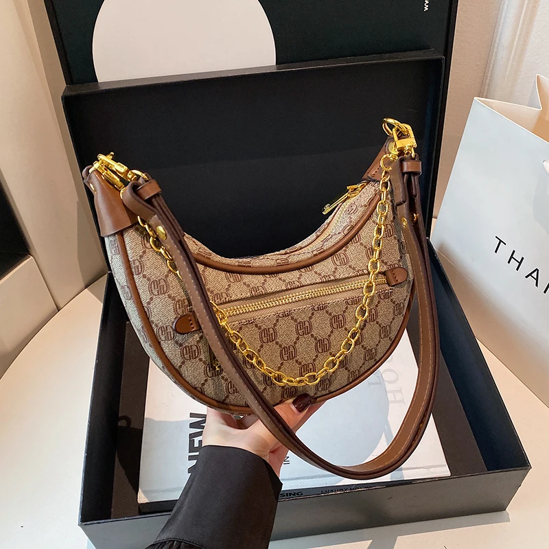 Luxury Women's Crossbody Bag Genuine Leather Shoulder Bag Fashionable Handbag With Detachable Gold Chain
Luxury Women's Crossbody Bag Genuine Leather Shoulder Bag Fashionable Handbag With Detachable Gold Chain