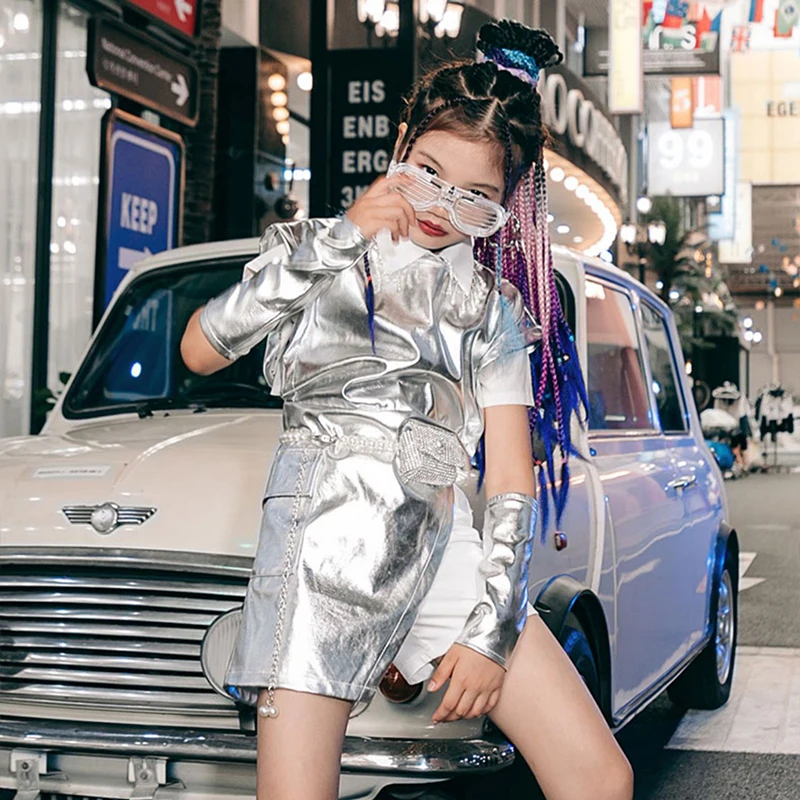Silver Jazz Dance Costume Girls Fashion Catwalk Show Clothes Kids Festival Clothing Hip Hop Dancing Performance Outfit YS4101
Silver Jazz Dance Costume Girls Fashion Catwalk Show Clothes Kids Festival Clothing Hip Hop Dancing Performance Outfit YS4101