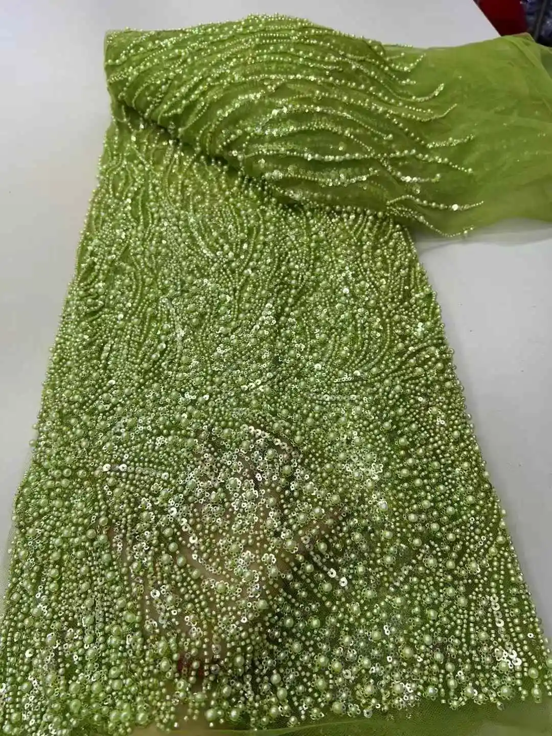 African Heavy Beaded Lace Fabric 2025 High Quality Nigerian Sequin Pearl Lace French Tulle Fabric For Wedding Party Dress Sewing
African Heavy Beaded Lace Fabric 2025 High Quality Nigerian Sequin Pearl Lace French Tulle Fabric For Wedding Party Dress Sewing