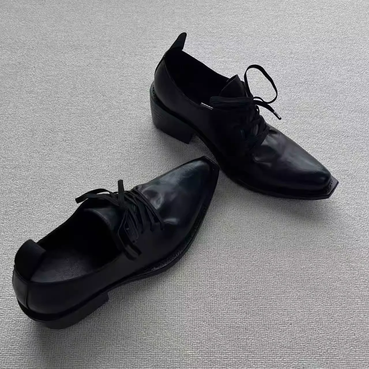 Fashionable Witch Shoes Trendy Pointed Toe Thick Bottom Casual Shoes Men's High Heel Increase Height Sports Leisure
Fashionable Witch Shoes Trendy Pointed Toe Thick Bottom Casual Shoes Men's High Heel Increase Height Sports Leisure