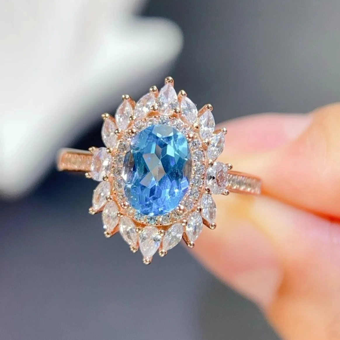 Real 925 Silver Topaz Ring 1ct 6x8mm Natural Topaz Silver Ring with Certificate 18K Gold Plated Silver Fine Jewelry
Real 925 Silver Topaz Ring 1ct 6x8mm Natural Topaz Silver Ring with Certificate 18K Gold Plated Silver Fine Jewelry
