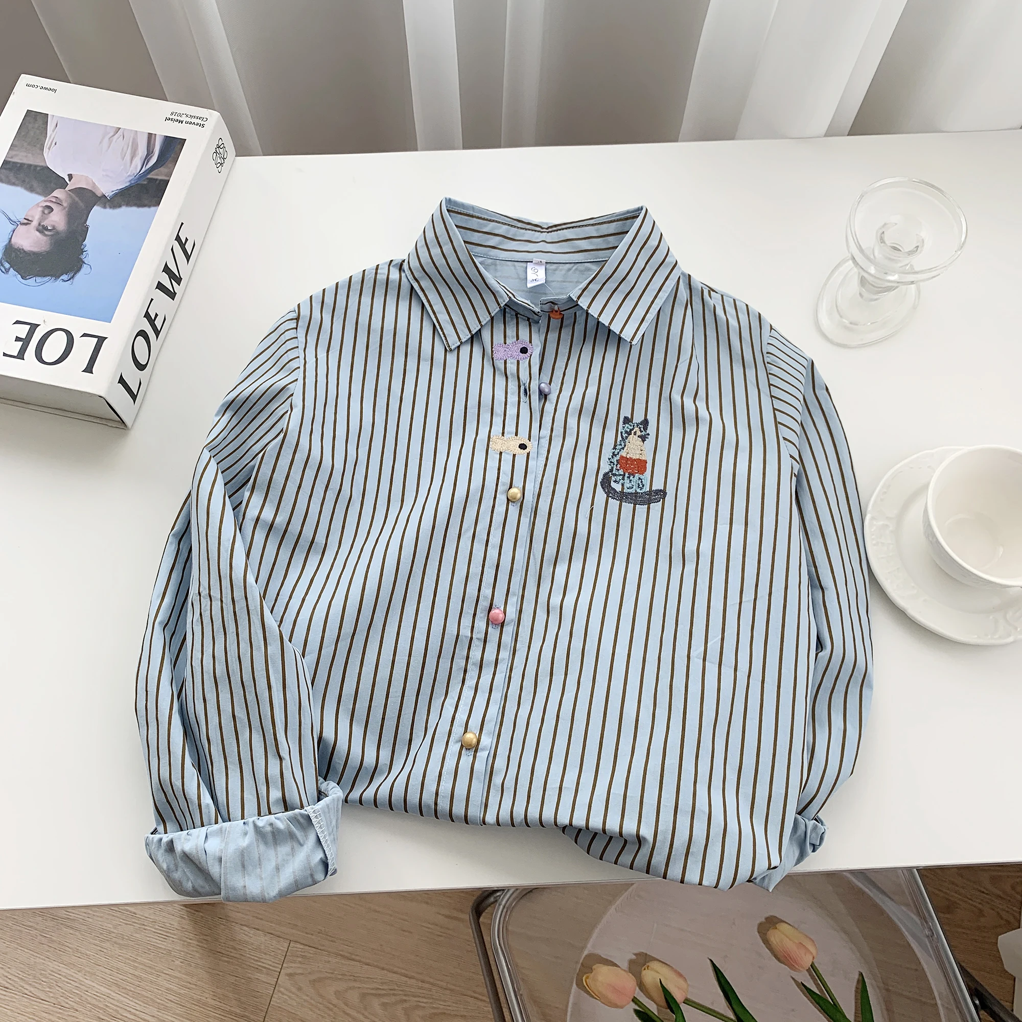 Retro Cartoon Embroidered Striped Long Sleeve Women's Shirt Loose Casual Single Button Cotton Blend Neck Top
Retro Cartoon Embroidered Striped Long Sleeve Women's Shirt Loose Casual Single Button Cotton Blend Neck Top