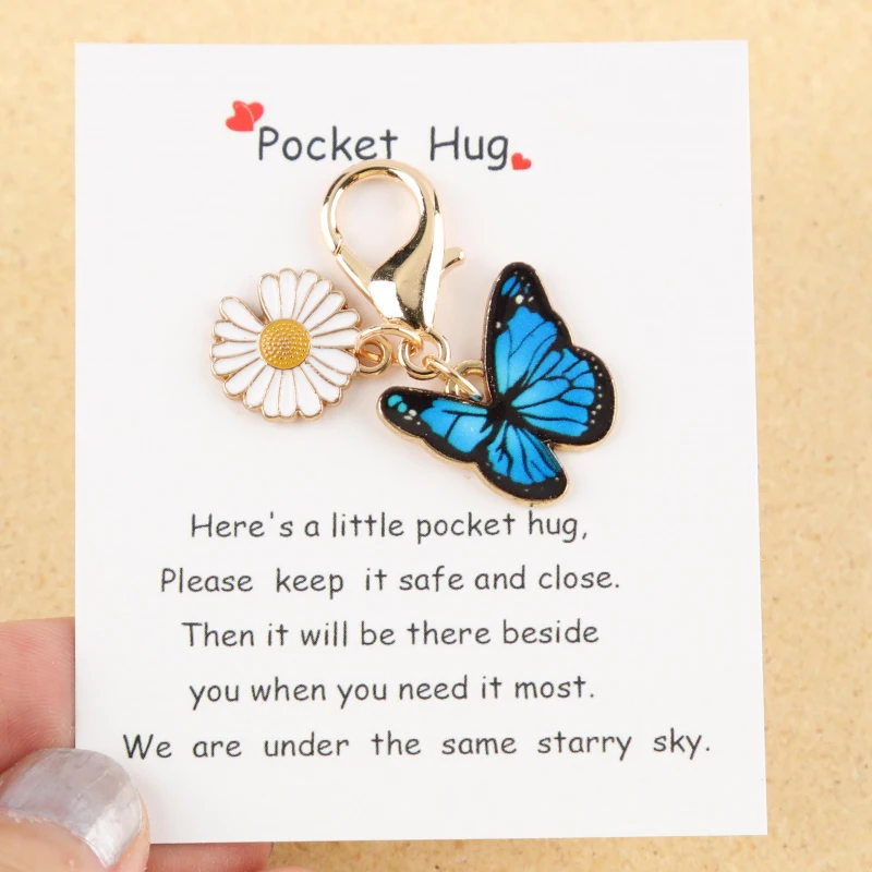3/6Set “Pocket hug”Inspirational greeting card Keychain with a fun daisy butterfly design Pendant Set Suitable for decorating ba
3/6Set “Pocket hug”Inspirational greeting card Keychain with a fun daisy butterfly design Pendant Set Suitable for decorating ba