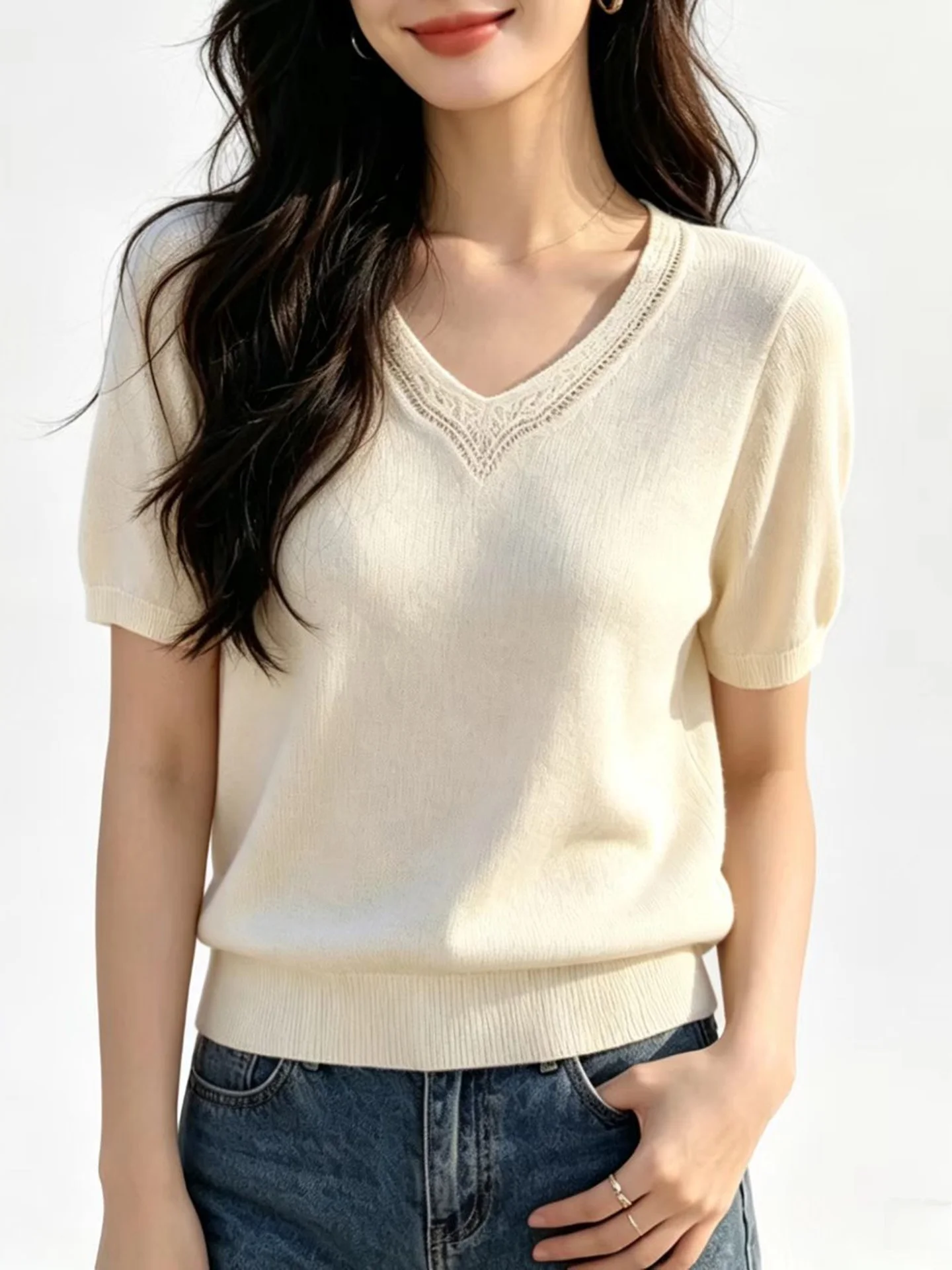 2026 Summer New V-Neck Hollow out Color Knitted Short Sleeve Women's T-Shirt Ice Silk Thin Knitted Top Loose Fit Commut...
2026 Summer New V-Neck Hollow out Color Knitted Short Sleeve Women's T-Shirt Ice Silk Thin Knitted Top Loose Fit Commut...