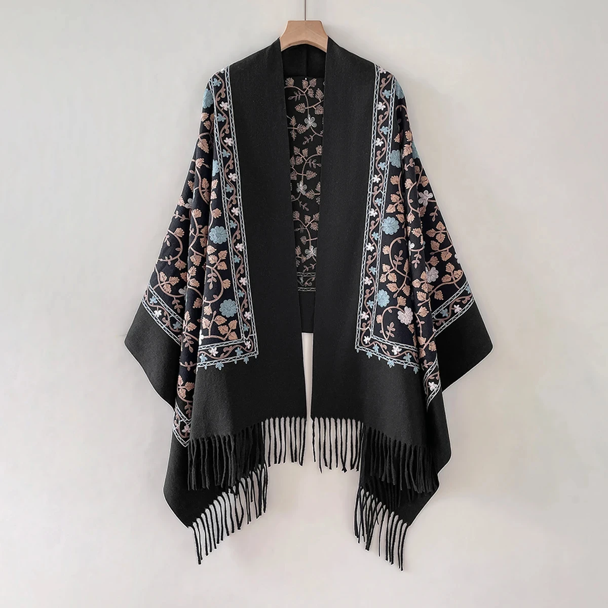 2025 зимний теплый кашемировый шарф, женское одеяло из пашмины с вышивкой, толстая дорожная шаль, шейный платок Bufanda Echarpe Poncho
2025 зимний теплый кашемировый шарф, женское одеяло из пашмины с вышивкой, толстая дорожная шаль, шейный платок Bufanda Echarpe Poncho