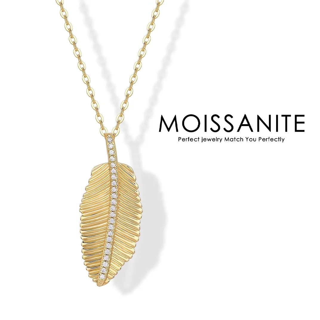 Olive Leaf Moissanite Pendant Necklace 18K Gold Plated Pavé Setting Sparkling Jewelry for Women Symbol of Peace and Blessings
Olive Leaf Moissanite Pendant Necklace 18K Gold Plated Pavé Setting Sparkling Jewelry for Women Symbol of Peace and Blessings