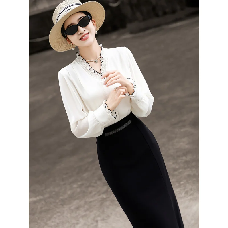 MEXCOCO 2026Spring and SummerjiNew stylish French-style age-reducing long-sleeve with ruffled edgesVCollared shirt top
MEXCOCO 2026Spring and SummerjiNew stylish French-style age-reducing long-sleeve with ruffled edgesVCollared shirt top