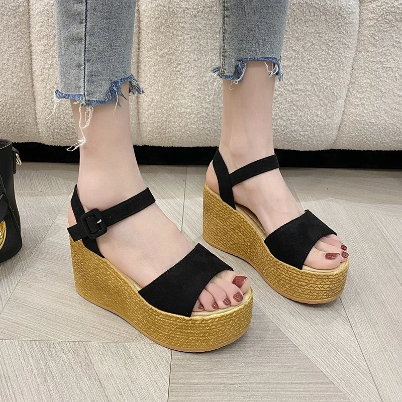 Ladies Shoes 2025 Open Toe Women's Sandals Outdoor Casual Sandals Women Round Toe High Wedges Buckle Strap Plus Size Shoes Women
Ladies Shoes 2025 Open Toe Women's Sandals Outdoor Casual Sandals Women Round Toe High Wedges Buckle Strap Plus Size Shoes Women