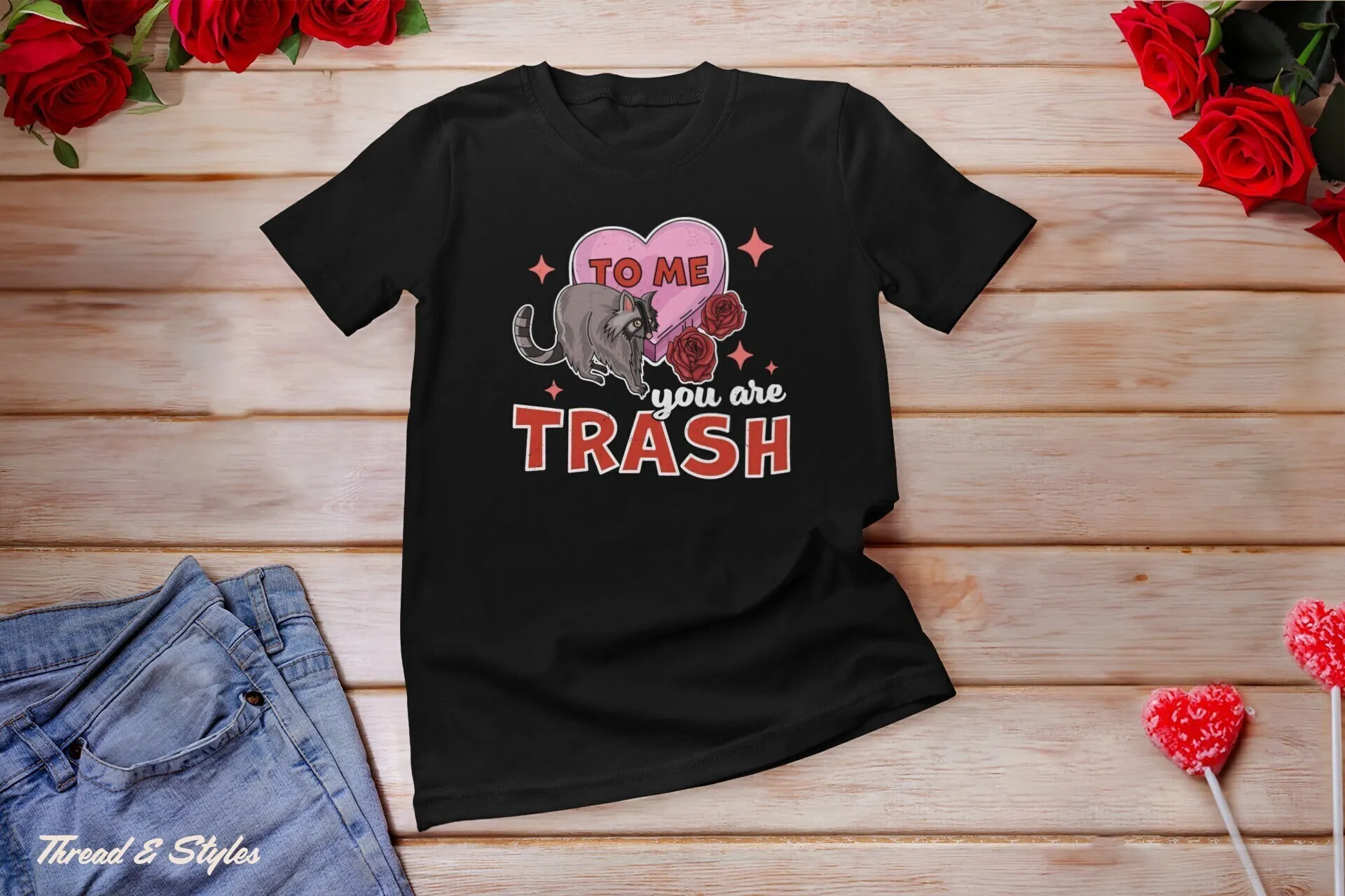 Футболка To Me You Are Trash с забавным енотом и пандой на День святого Валентина, Валентина, галерея
Футболка To Me You Are Trash с забавным енотом и пандой на День святого Валентина, Валентина, галерея