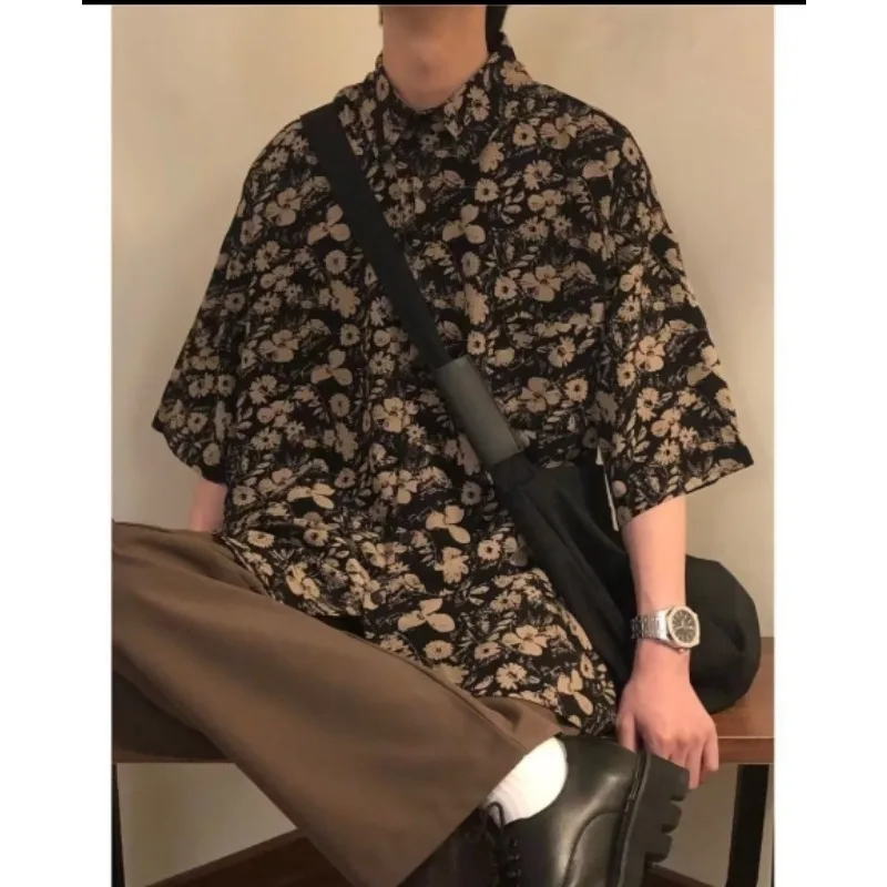 40-150 pounds loose versatile and casual Shirt floral shirt plus-size men's short-sleeved shirt sun-protective clothing couple
40-150 pounds loose versatile and casual Shirt floral shirt plus-size men's short-sleeved shirt sun-protective clothing couple