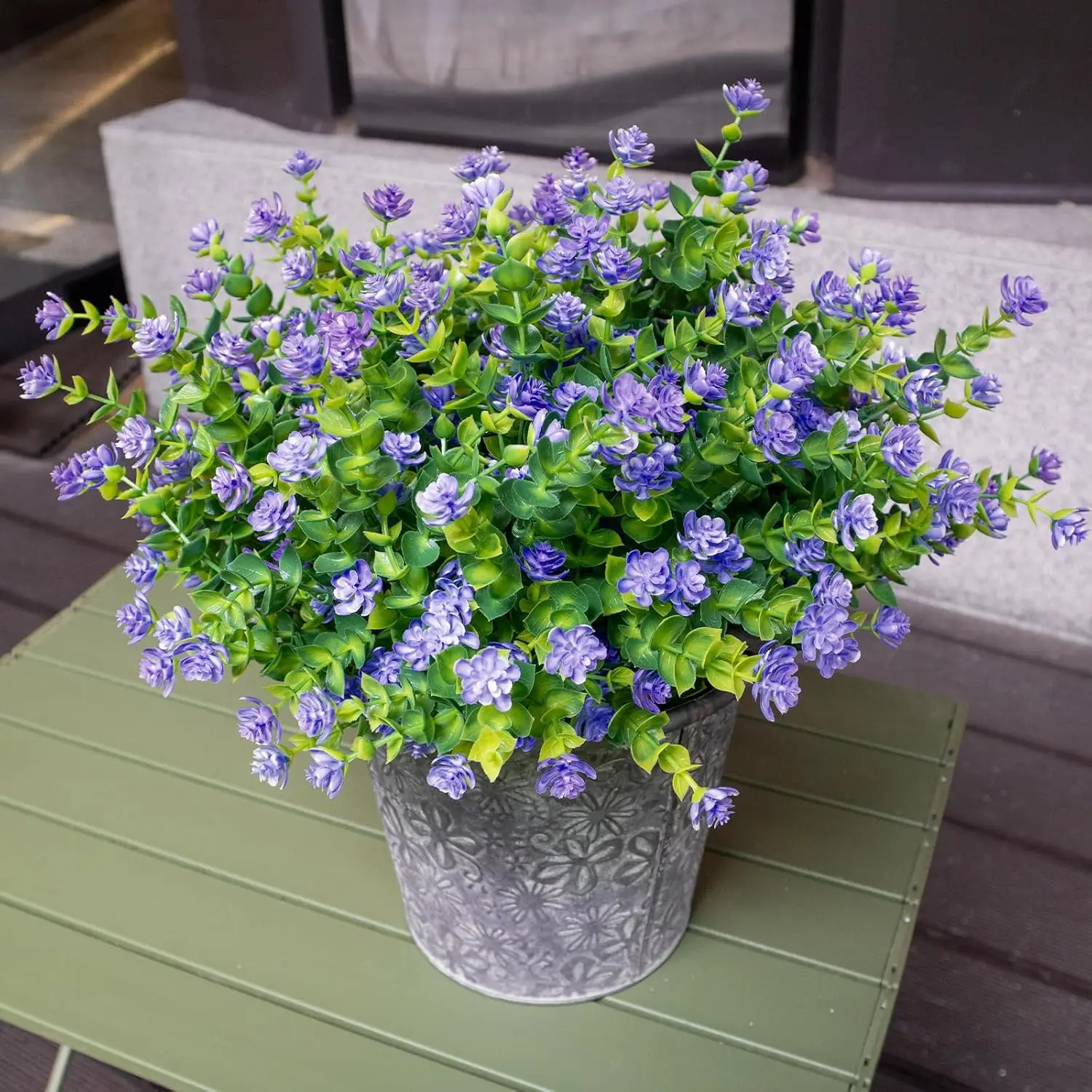 Artificial Flowers Outdoors, 16 Bundles Fake Flowers UV-Anti for Decoration Faux Plastic Plants Garden Porch Window Box
Artificial Flowers Outdoors, 16 Bundles Fake Flowers UV-Anti for Decoration Faux Plastic Plants Garden Porch Window Box