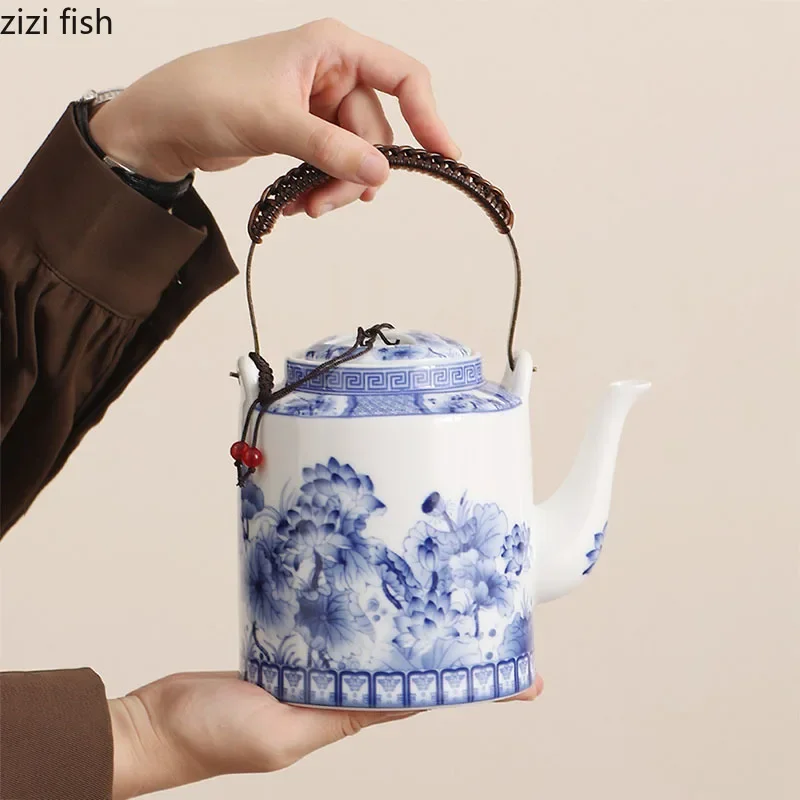 Large Capacity Ceramic Teapot Single Pot with Filter Screen Handmade Lifting Beam Pot Tea Kettle Filter Pot Tea Infuser Tea Set
Large Capacity Ceramic Teapot Single Pot with Filter Screen Handmade Lifting Beam Pot Tea Kettle Filter Pot Tea Infuser Tea Set