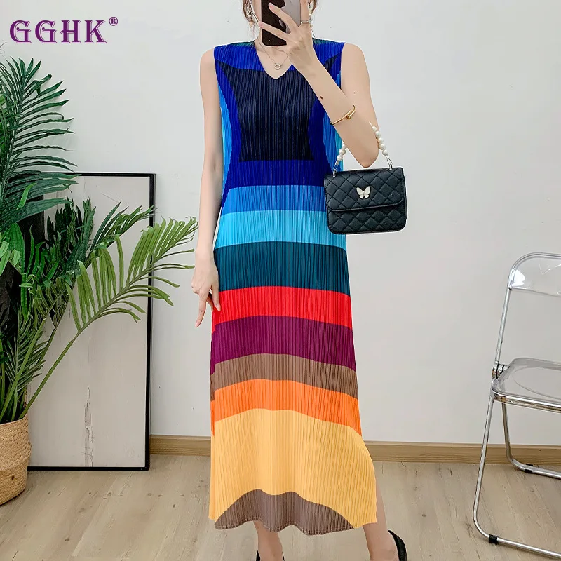 GGHK Loose Plus Size Women Dress 2024 Summer New V-neck Sleeveless Print Design Fashion Casual Female Clothing
GGHK Loose Plus Size Women Dress 2024 Summer New V-neck Sleeveless Print Design Fashion Casual Female Clothing