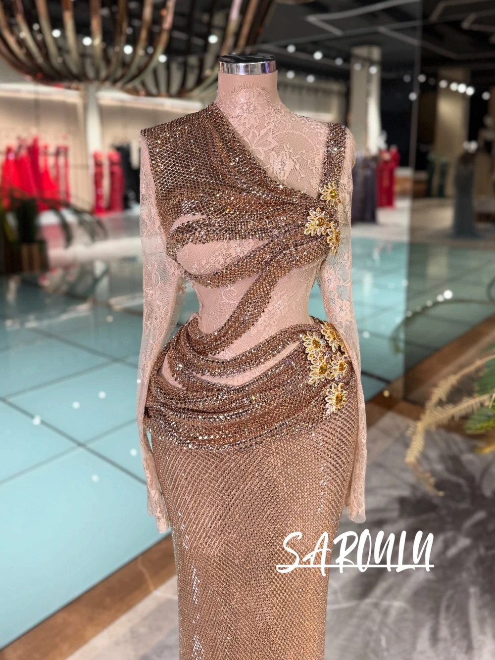 New Arrival Shimmering Mermaid Evening Dress Gorgeous Lace Unique Floral Customized Prom Gown Formal Occasions Party Wear
New Arrival Shimmering Mermaid Evening Dress Gorgeous Lace Unique Floral Customized Prom Gown Formal Occasions Party Wear