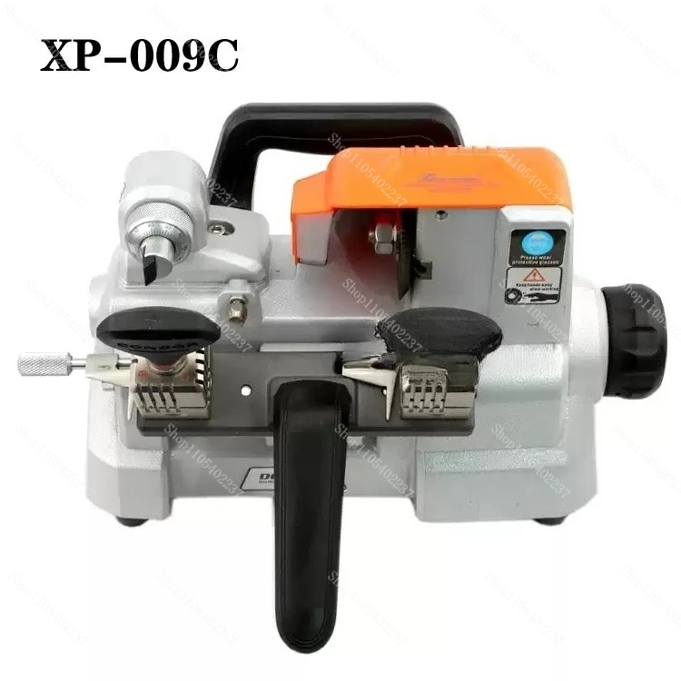 XC009 Manual Horizontal Key Cutting Machine with Built in Battery Portable Key Duplicator
XC009 Manual Horizontal Key Cutting Machine with Built in Battery Portable Key Duplicator