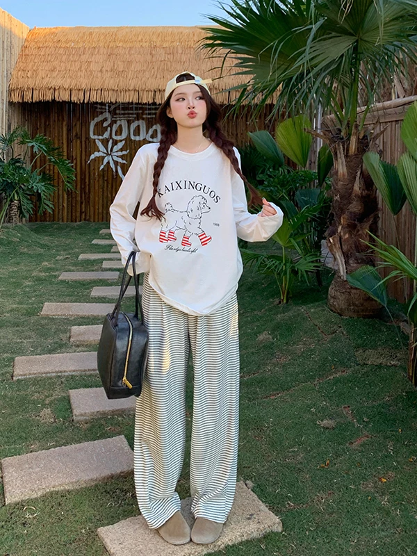 plus Size Casual Set Spring New Style Age Reduction Dog Print Long Sleeve T-Shirt Top Wide Leg Striped Pants Two Piece Set
plus Size Casual Set Spring New Style Age Reduction Dog Print Long Sleeve T-Shirt Top Wide Leg Striped Pants Two Piece Set