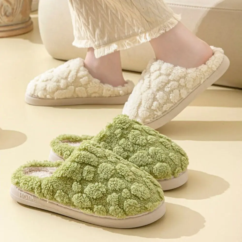 Comfortable Velvet Plush Warm Slippers Non-Slip Fluffy Winter Indoor Slippers Durable Casual Soft Home Slippers Dormitory
Comfortable Velvet Plush Warm Slippers Non-Slip Fluffy Winter Indoor Slippers Durable Casual Soft Home Slippers Dormitory