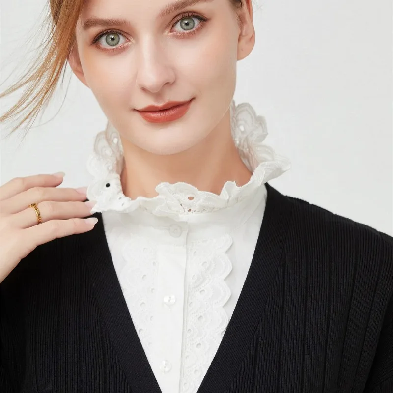 1 Pc Instantly Transform Into A Cute Young Girl This White Cotton Shirt Features A Playful and Adorable Petal-shaped Fake Collar
1 Pc Instantly Transform Into A Cute Young Girl This White Cotton Shirt Features A Playful and Adorable Petal-shaped Fake Collar