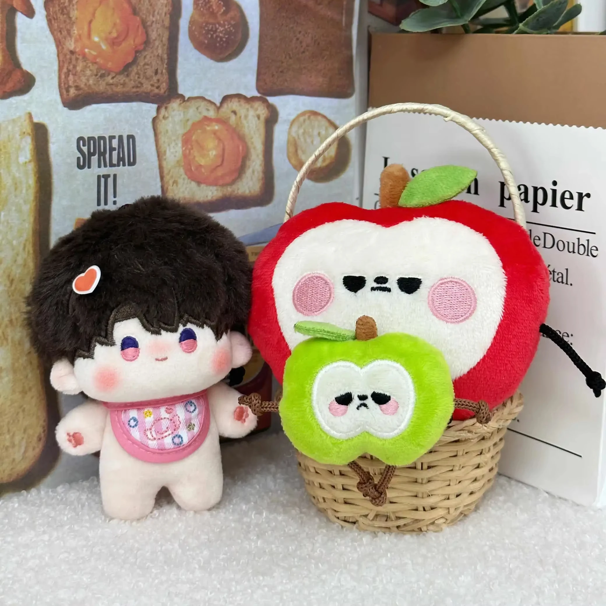 Game Love and Deepspace Caleb Cosplay Fluffy Apple Doll Cartoon Keychain Bag Pendant Toy Figures Kawaii Adorn Gift
Game Love and Deepspace Caleb Cosplay Fluffy Apple Doll Cartoon Keychain Bag Pendant Toy Figures Kawaii Adorn Gift
