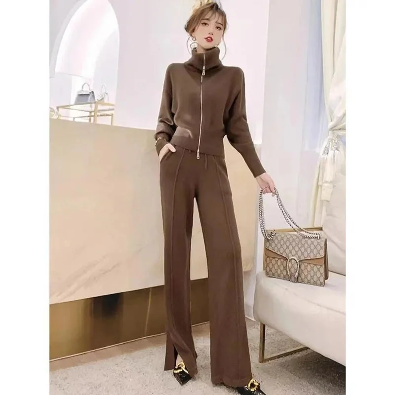 Fashionable Slimming Zipper Collar Wide Leg Pants Set Women's Spring Autumn 2026 New Style Two Piece Suit Elegant Outfit
Fashionable Slimming Zipper Collar Wide Leg Pants Set Women's Spring Autumn 2026 New Style Two Piece Suit Elegant Outfit