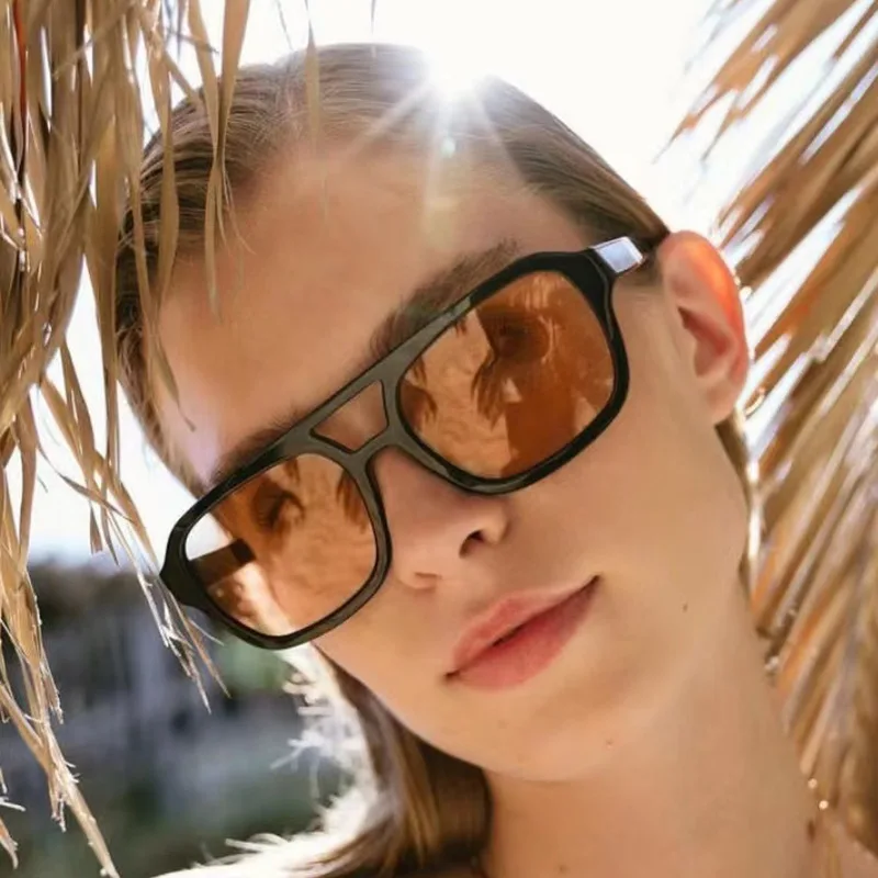 New Brand Double Beam Sunglasses Women Personalized Small Frame Trendy Sun Glasses UV Protection Outdoor Sun Glasses Female
New Brand Double Beam Sunglasses Women Personalized Small Frame Trendy Sun Glasses UV Protection Outdoor Sun Glasses Female