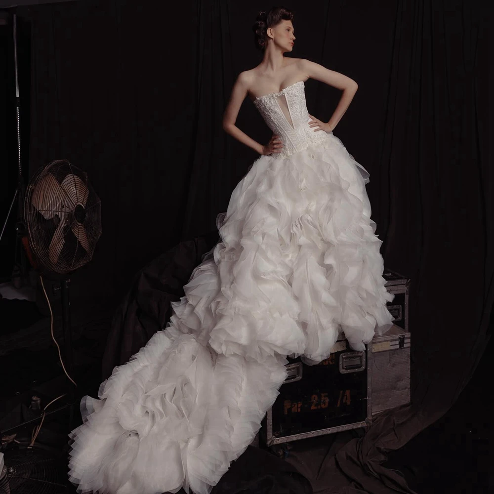 Элегантное сетчатое пышное бальное платье принцессы со шлейфом, пышное кружевное свадебное платье с аппликацией, красивые тюлевые вечерние платья с рюшами
Элегантное сетчатое пышное бальное платье принцессы со шлейфом, пышное кружевное свадебное платье с аппликацией, красивые тюлевые вечерние платья с рюшами