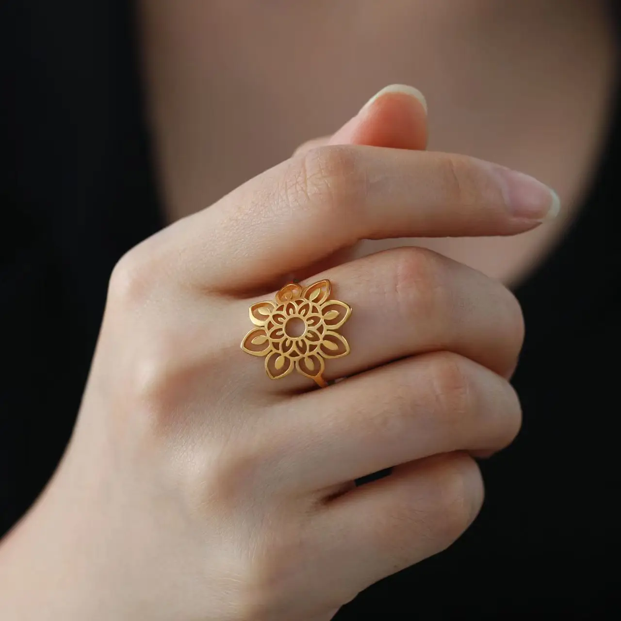 Titanium Steel Hollow Out Lotus Ring Gold Plated Anti-fade Niche Design Finger Ring
Titanium Steel Hollow Out Lotus Ring Gold Plated Anti-fade Niche Design Finger Ring