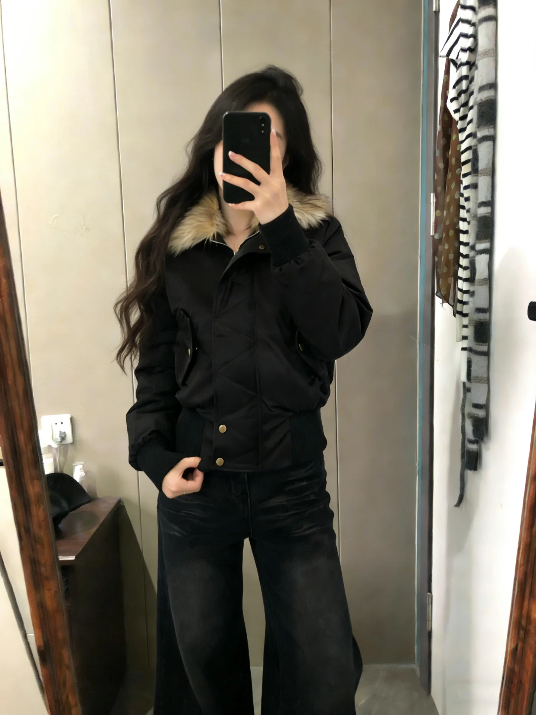 Ретро-американское пальто из хлопка с меховым воротником, осенне-зимнее, теплое, рабочее, для женщин
Ретро-американское пальто из хлопка с меховым воротником, осенне-зимнее, теплое, рабочее, для женщин