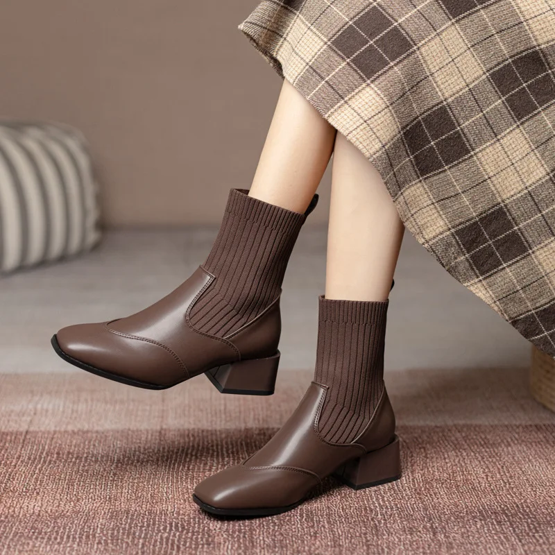 2023 knitted Martin boots for women Autumn-winter new French vintage square head chunky heel mid-leg women fashion ankle boots
2023 knitted Martin boots for women Autumn-winter new French vintage square head chunky heel mid-leg women fashion ankle boots