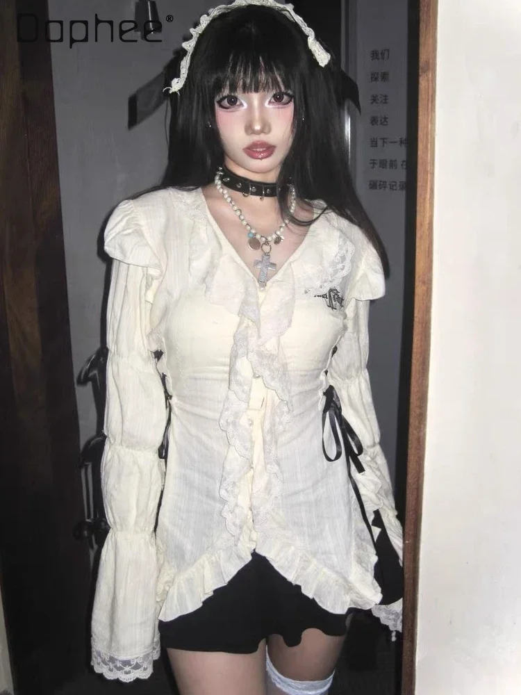 Y2k Punk Ruffle Lace Flare Sleeve Blouse Women Bandage V Neck Embroidery Slim Fit Shirts Harajuku Japanese Style Aesthetic
Y2k Punk Ruffle Lace Flare Sleeve Blouse Women Bandage V Neck Embroidery Slim Fit Shirts Harajuku Japanese Style Aesthetic