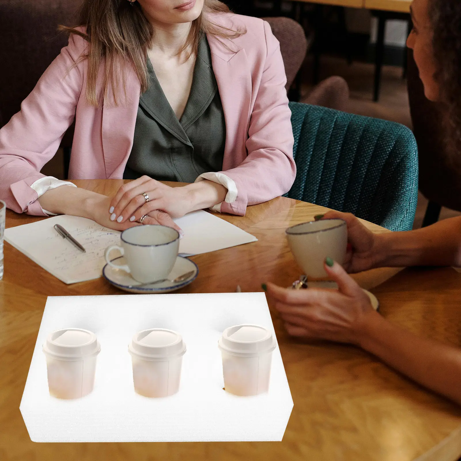 2Pcs Takeout Cup Tray 6-Slot Coffee Cup Holder for Drinks Transport Safe Spill-Proof Beverage Carrier for Cafes Food Trucks Milk
2Pcs Takeout Cup Tray 6-Slot Coffee Cup Holder for Drinks Transport Safe Spill-Proof Beverage Carrier for Cafes Food Trucks Milk