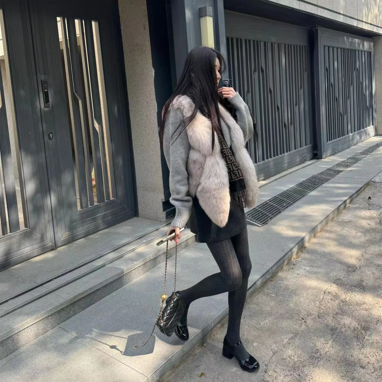 Warm Slimming Fur Vest Big Sister Ele Sle Outerwear for Girls Faionable Winter Jaet Non-Brand Regular Length
Warm Slimming Fur Vest Big Sister Ele Sle Outerwear for Girls Faionable Winter Jaet Non-Brand Regular Length