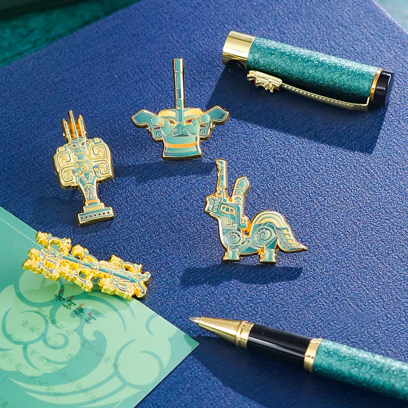 Набор металлических шариковых ручек Sanxingdui, брошь, брелок, креативная ручка для подписи, студенческие канцелярские принадлежности, высокое качество, подарок на выпускной
Набор металлических шариковых ручек Sanxingdui, брошь, брелок, креативная ручка для подписи, студенческие канцелярские принадлежности, высокое качество, подарок на выпускной