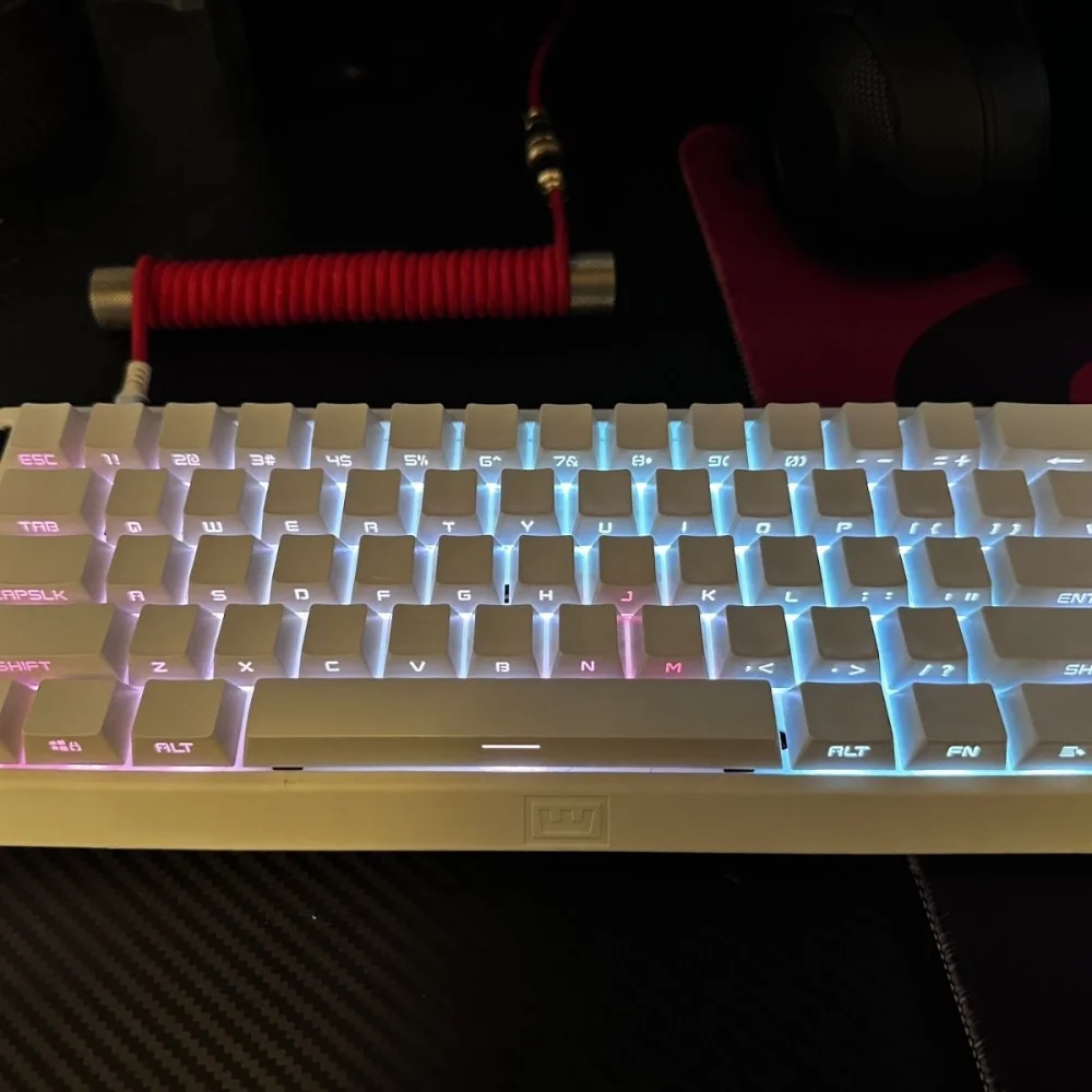 Simple Key Cap Set OEM PBT Key Cap 130 Key Side Engraved Light Transmission for Mechanical Keyboard 61/64/68/75/104/108
Simple Key Cap Set OEM PBT Key Cap 130 Key Side Engraved Light Transmission for Mechanical Keyboard 61/64/68/75/104/108