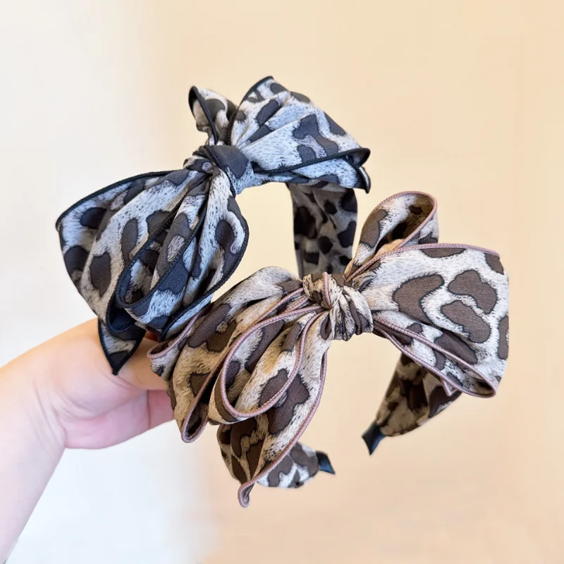 Large Size Leopard Print Multi Layered Bow Hair Hoop Headband Daily Pressed Hair Hairbands Hair Accessories for Women
Large Size Leopard Print Multi Layered Bow Hair Hoop Headband Daily Pressed Hair Hairbands Hair Accessories for Women