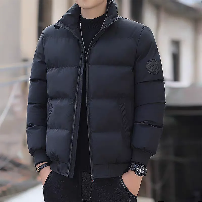 New fashionable men's dolphin jacket, casual men's winter wear, thickened winter warm top, windproof short coat jacket.
New fashionable men's dolphin jacket, casual men's winter wear, thickened winter warm top, windproof short coat jacket.
