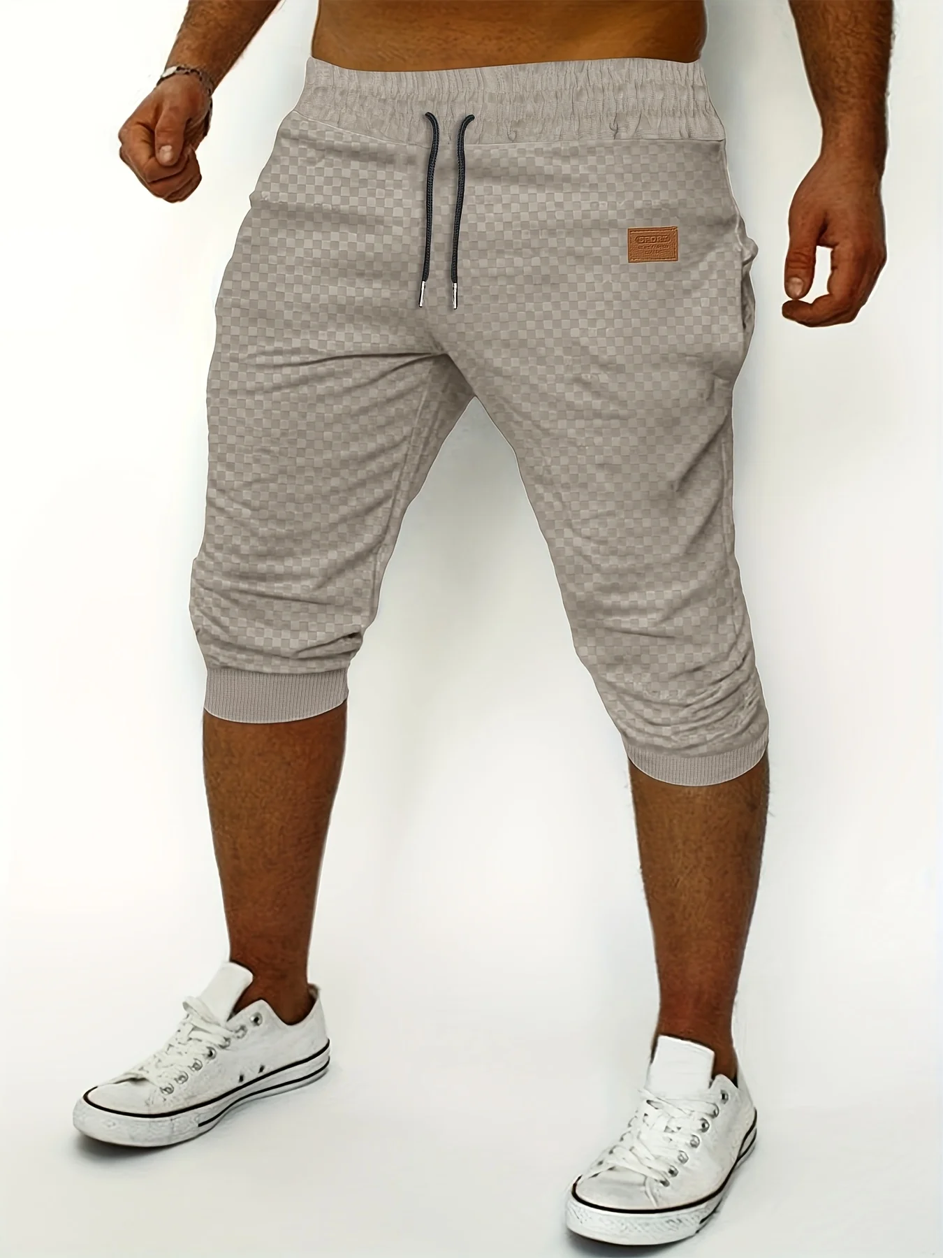 New Men's Casual Sports Shorts — Elastic Waist with Drawstring, Plaid Pattern, Stylish & Distinctive Design
New Men's Casual Sports Shorts — Elastic Waist with Drawstring, Plaid Pattern, Stylish & Distinctive Design