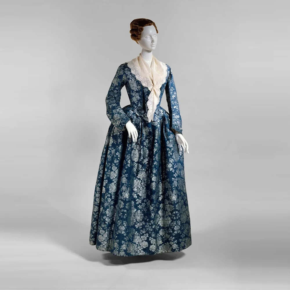 18th Century Victorian Court Rococo Dress Revolution Georgian Princess Costume Medieval Renaissance Theme Party Ball Gown
18th Century Victorian Court Rococo Dress Revolution Georgian Princess Costume Medieval Renaissance Theme Party Ball Gown