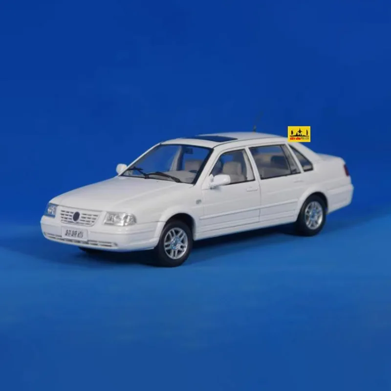 Diecast 1:18 Scale Alloy Santana 3000 Classic Car Model Finished Product Simulation Toy Collection Gift Static Model Ornament
Diecast 1:18 Scale Alloy Santana 3000 Classic Car Model Finished Product Simulation Toy Collection Gift Static Model Ornament