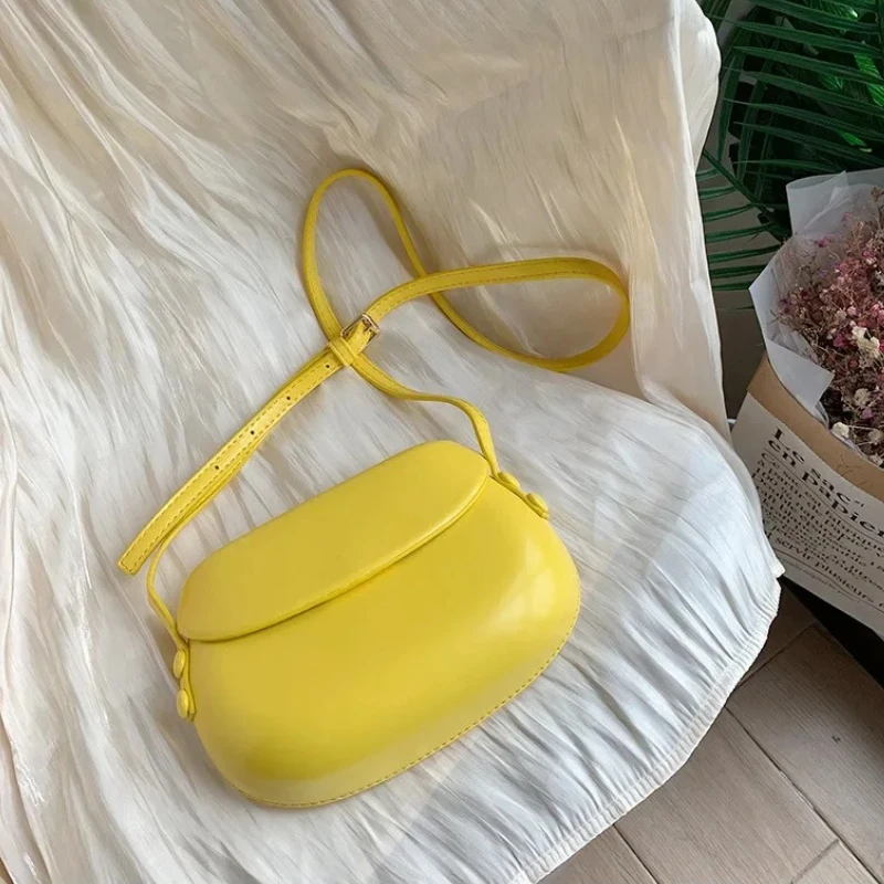 Candy Color Women Saddle Shoulder Bags Portable Female Phone Purse Handbags Fashion Ladies Small Pu Leather Crossbody Bag
Candy Color Women Saddle Shoulder Bags Portable Female Phone Purse Handbags Fashion Ladies Small Pu Leather Crossbody Bag
